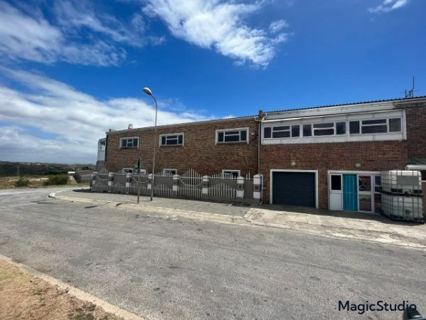 6 Bedroom Property for Sale in Schauderville Eastern Cape
